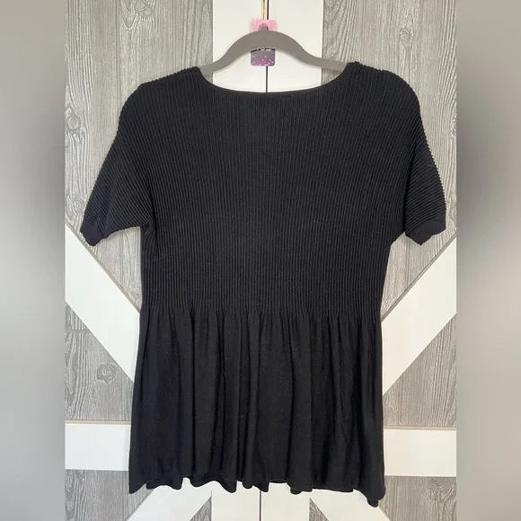 287. LOFT Black Ribbed Short Sleeve Top S - Picture 5 of 5